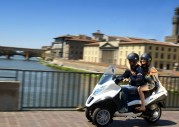 Piaggio MP3 Hybrid